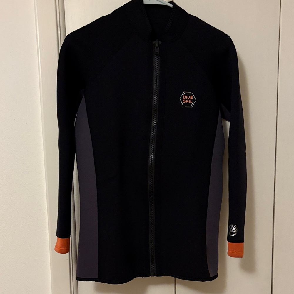 Dive Sail Men's Black and Orange Swim Jacket